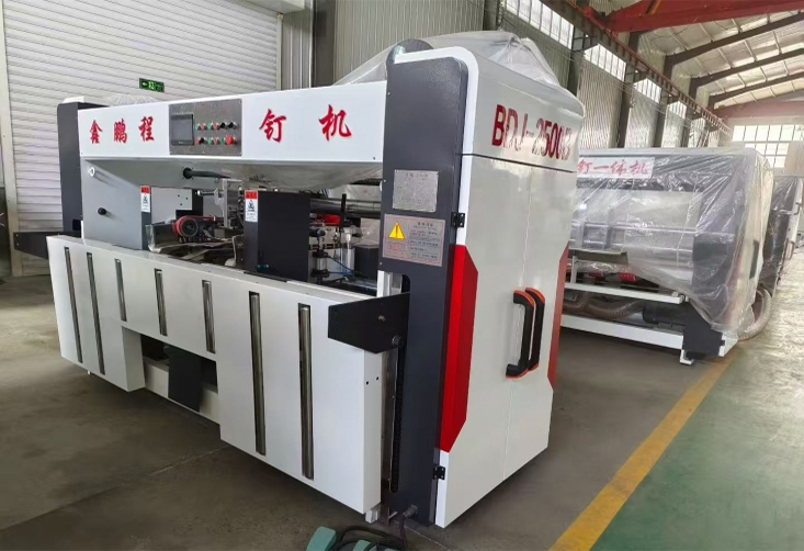 300型高速半自动双片钉箱机300-type high-speed semi-automatic double-s nailin